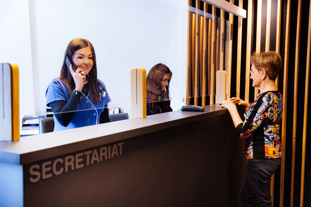 Sécretariat du Centre Ophtalmologique Maison Rouge